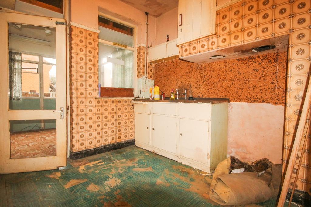 Max Road Liverpool L14 3 bed terraced house £45,000