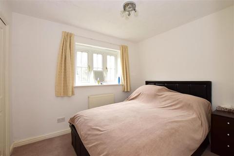 32 Greenhill, Staplehurst, Tonbridge, TN12 0SU
