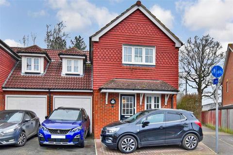 32 Greenhill, Staplehurst, Tonbridge, TN12 0SU