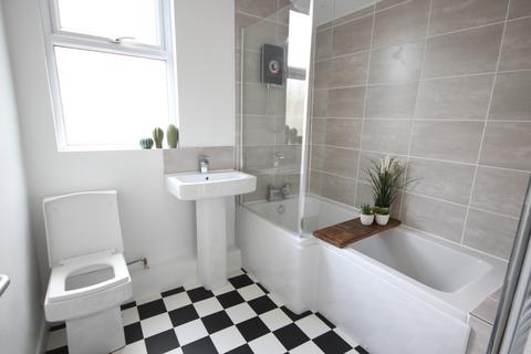 undefined, St Michaels Terrace, Headingley, Leeds, West Yorkshire