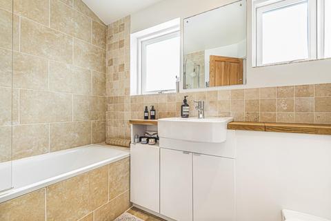 41 Winfrith Road, London, SW18 3BE