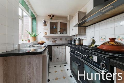27 Dorchester Road, Morden, SM4 6QE