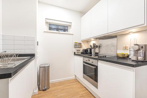 5 Sail Street, London, SE11 6NQ