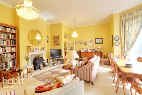 7 Farrington Place, Chislehurst, BR7 6BE