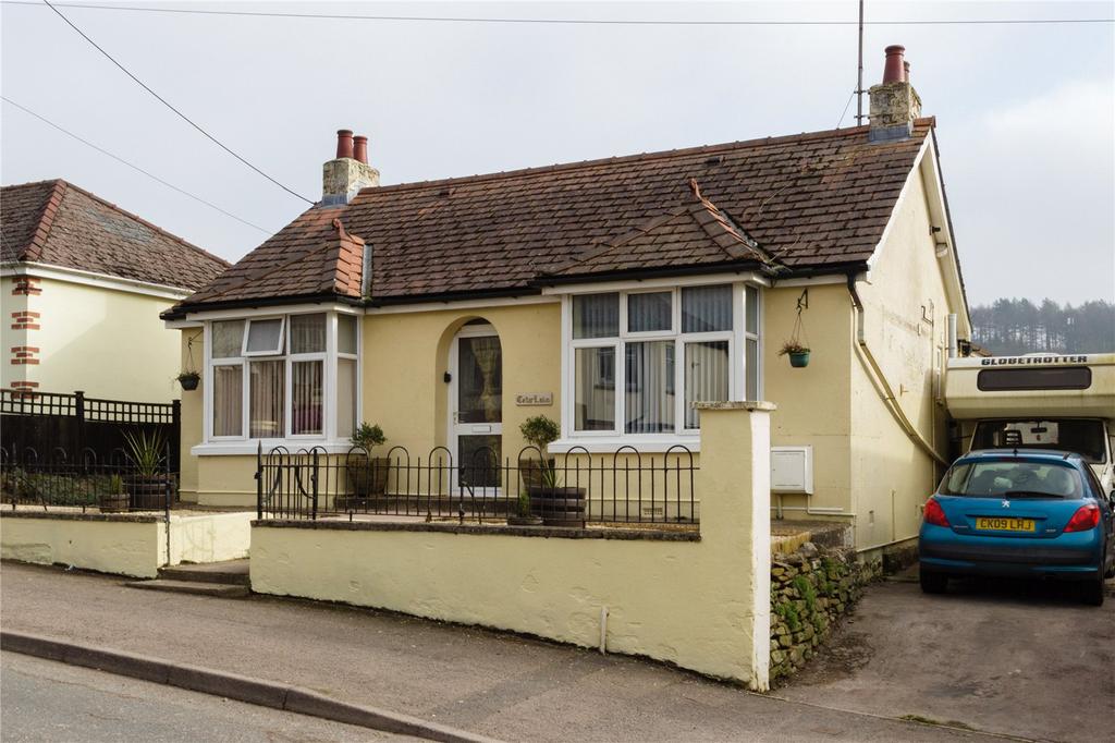 High Street, Drybrook, Glos, GL17 2 bed bungalow £280,000