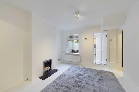 7 Glenview Gardens, Hemel Hempstead, HP1 1TF