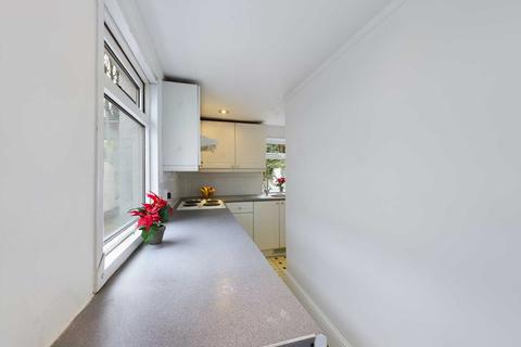 7 Glenview Gardens, Hemel Hempstead, HP1 1TF