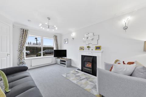 19 Billets Hart Close, London, W7 2PY