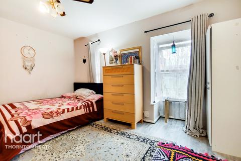 57 Shinners Close, London, SE25 5JQ