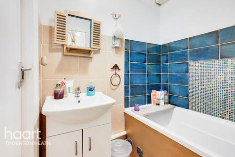 57 Shinners Close, London, SE25 5JQ