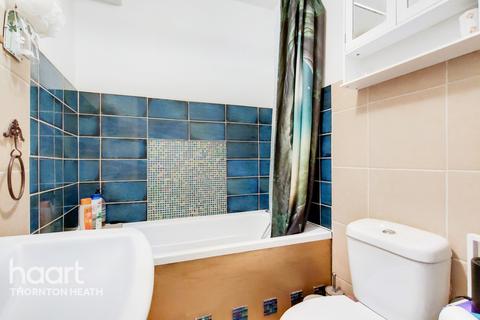57 Shinners Close, London, SE25 5JQ