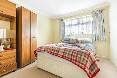 19 Kenton Close, Swindon, SN3 2QY