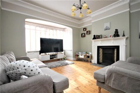 44 Raymead Avenue, Thornton Heath, CR7 7SA