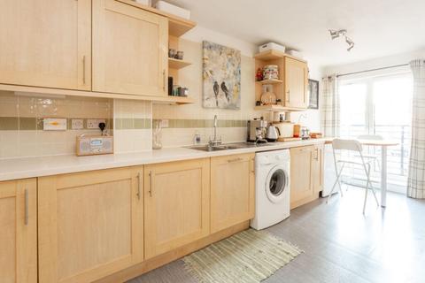 3/3 Tower Wynd, Edinburgh, EH6 7BA