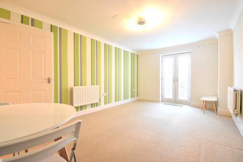 2 bedroom apartment to rent, Bridge Court, Bridge Avenue, Maidenhead, Berkshire, SL6