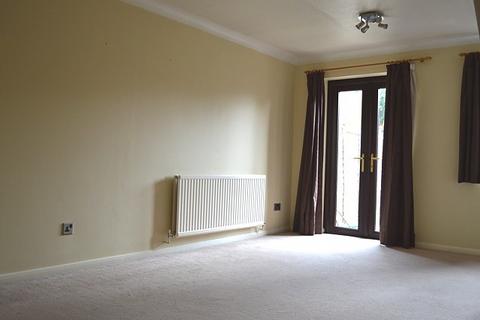 2 bedroom terraced house to rent, Lower Earley, Reading