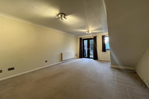 2 bedroom terraced house to rent, Lower Earley, Reading