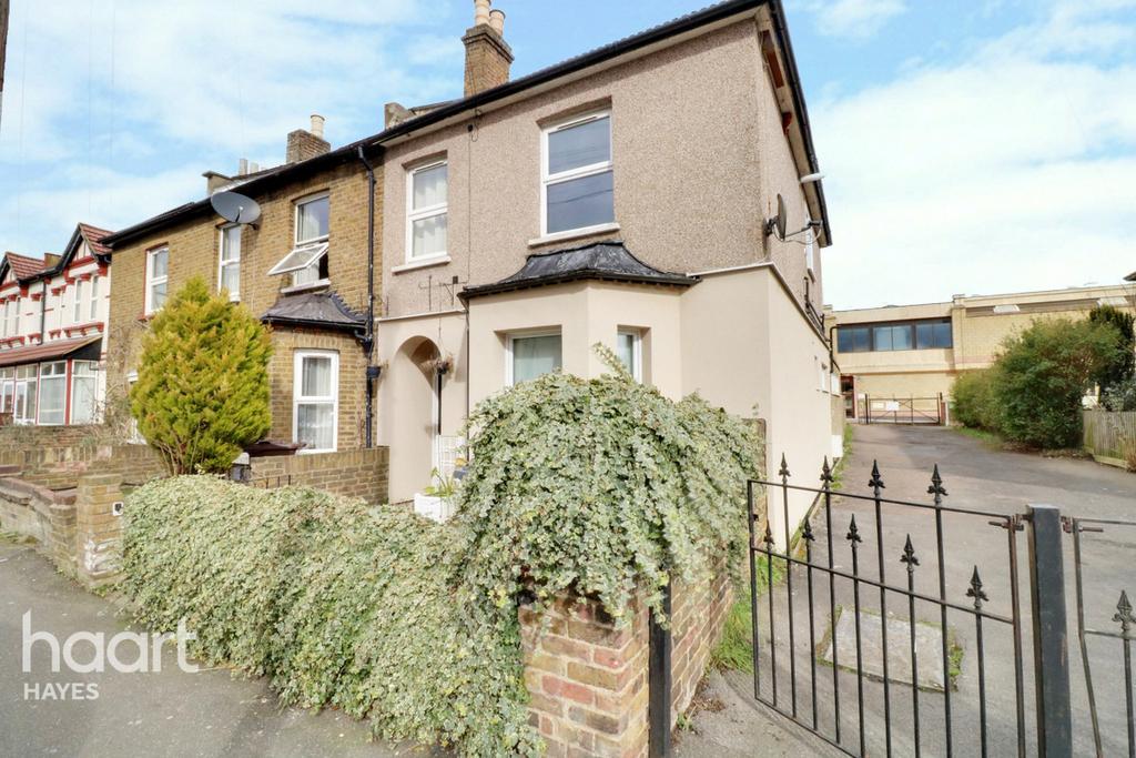 Hibernia Road, Hounslow 2 bed £305,000