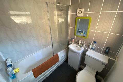 26 Terry Road, Coventry, CV1 2AW
