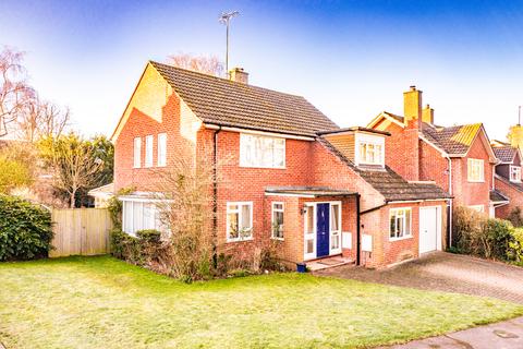 19 Lycroft Close, Goring, Reading, RG8 0AT