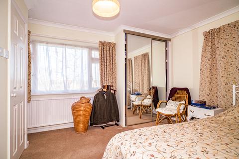 19 Lycroft Close, Goring, Reading, RG8 0AT