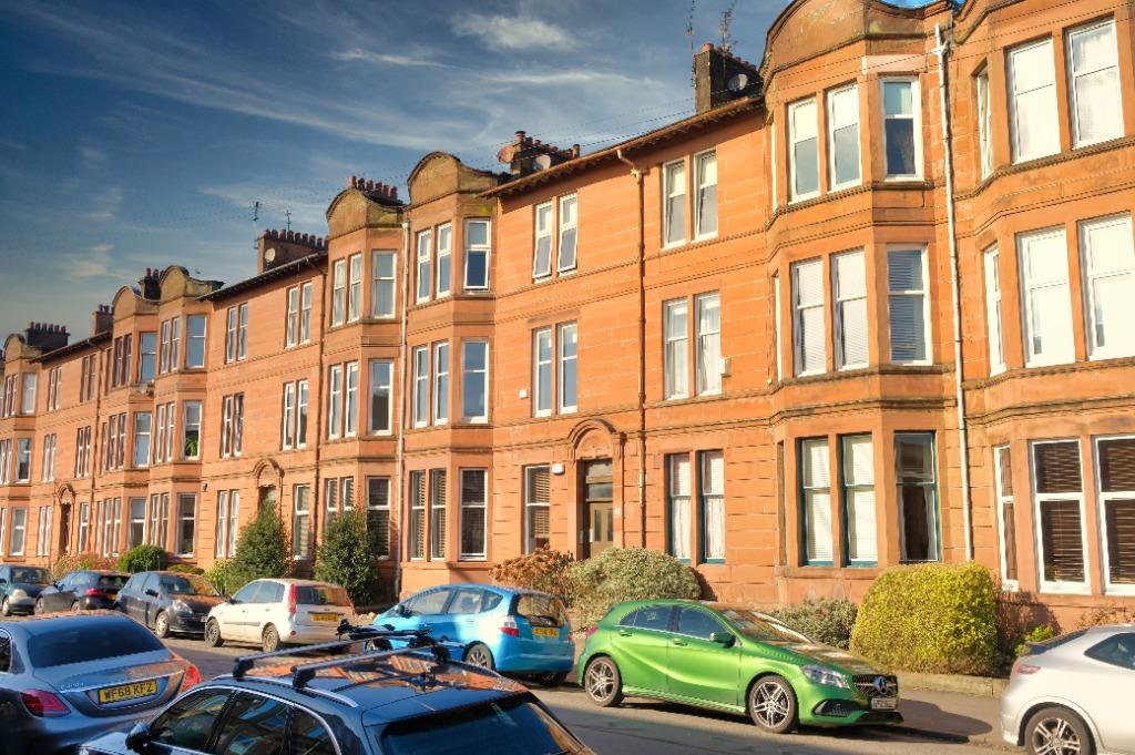 Dinmont Road, Flat 2/2, Shawlands, Glasgow, G41 3UL 1 bed flat £179,000