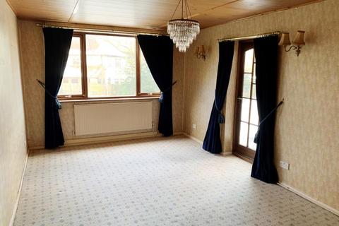 Pine Lodge Links Drive, Chelmsford, CM2 9AW