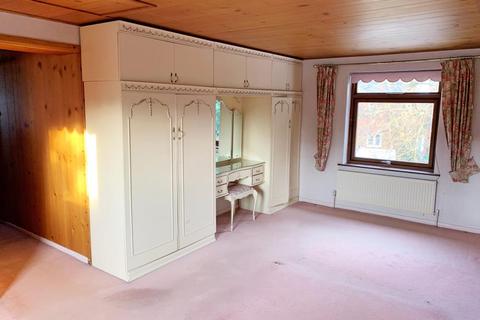 Pine Lodge Links Drive, Chelmsford, CM2 9AW