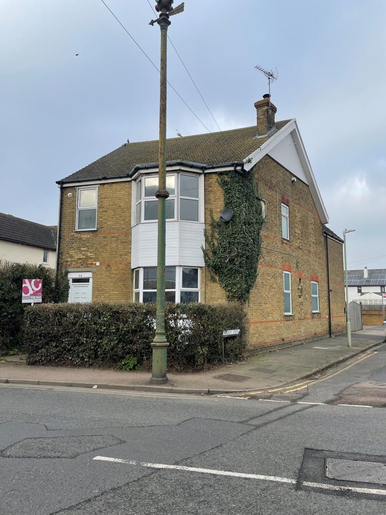 Flat 1, 58 Sea Street, Herne Bay, Kent 1 bed flat £75,000