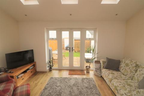 9 Weavers Way, Chipping Sodbury, Bristol, BS37 6FH