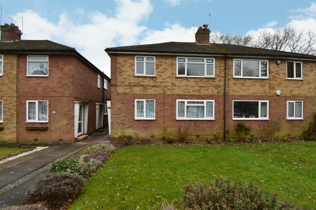 High Street, Shirley 2 bed apartment £139,950