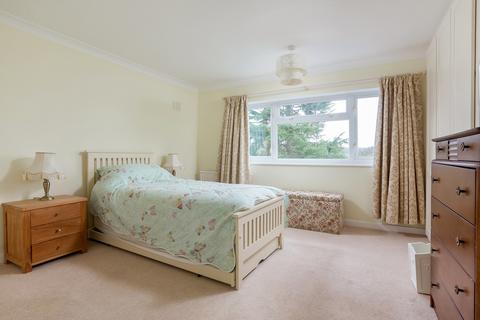 66 Avon Crescent, Stratford-upon-avon, CV37 7EZ