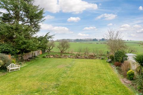66 Avon Crescent, Stratford-upon-avon, CV37 7EZ