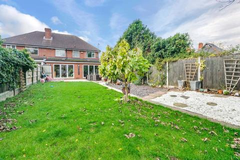 19 Brompton Road, Sprotbrough, Doncaster, DN5 7LD
