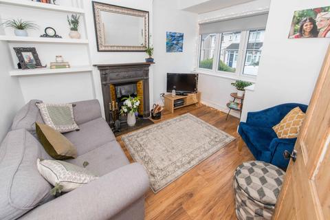 15 Guy Road, Wallington, SM6 7LZ