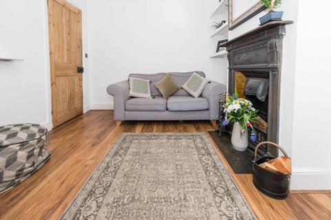 15 Guy Road, Wallington, SM6 7LZ