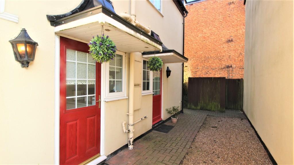 Anglesey Street, Hednesford 2 bed end of terrace house £675 pcm (£156 pw)