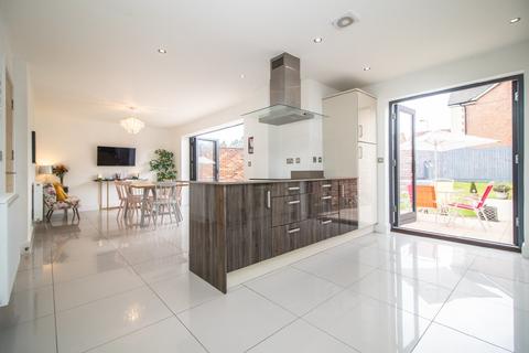 1 Caer Idwen, Morganstown, Cardiff, CF15 8FZ