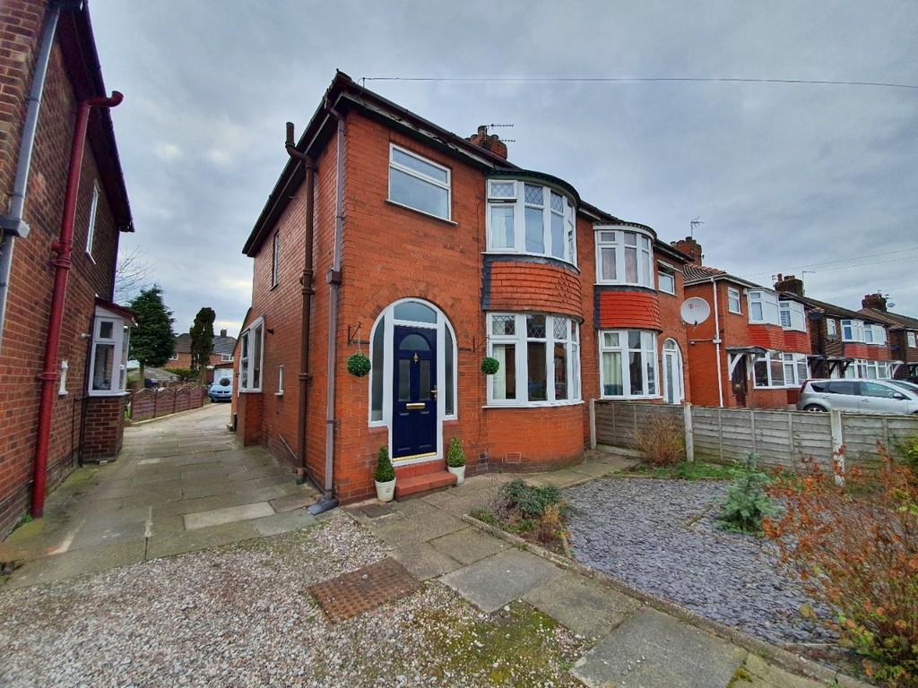 Agecroft Road, Rudheath, Northwich 3 bed semidetached house £189,950