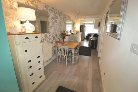 27 Bridgewater Road, Brackley, NN13 6BY