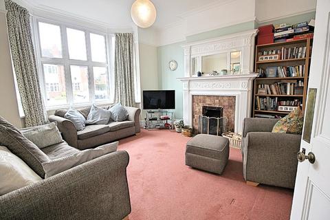 5 bedroom semi-detached house for sale, Belvoir Drive, Aylestone, Leicester