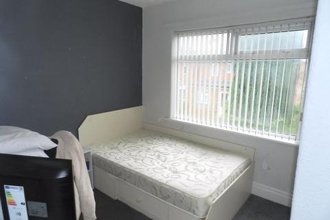 119 Ash Road, Leeds, LS6 3HD