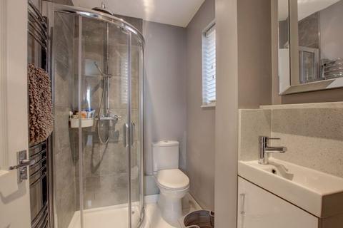 96 Appletree Lane, Redditch, B97 6TS