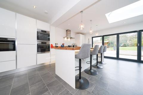 15a Chestnut Drive, Shenstone, Lichfield, WS14 0JH