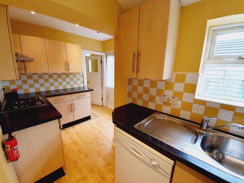Mere Road, Erdington, Birmingham B23 7LL 3 bed terraced house £215,000