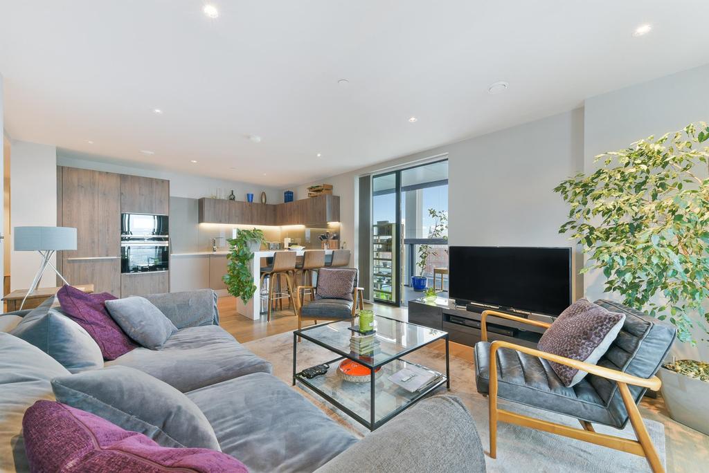 Brogan House, Battersea Exchange, London, SW8 2 bed apartment - £820,000