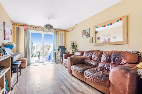 12a Thicket Crescent, Sutton, SM1 4QB