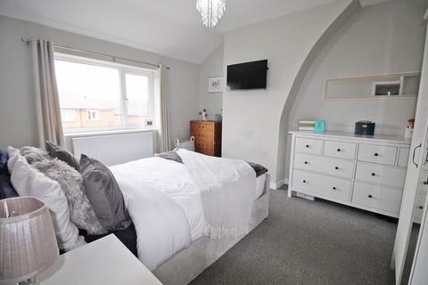 9 Cae Coch, Cefn Mawr, Wrexham, LL14 3DL