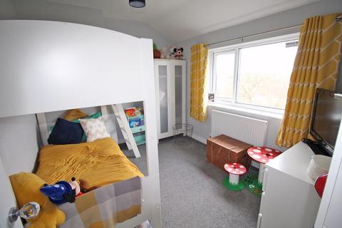 9 Cae Coch, Cefn Mawr, Wrexham, LL14 3DL