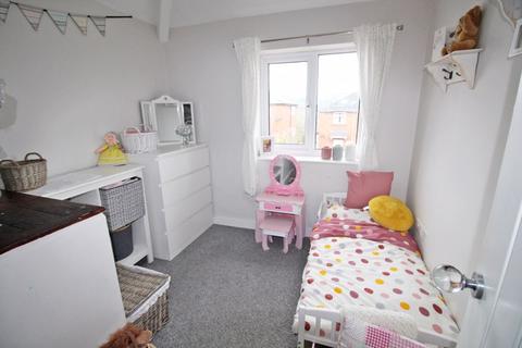 9 Cae Coch, Cefn Mawr, Wrexham, LL14 3DL